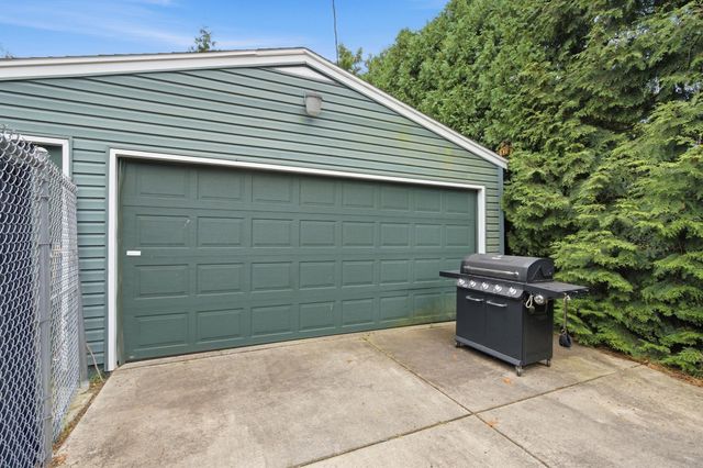 7325 Taney Place, Merrillville, IN 46410