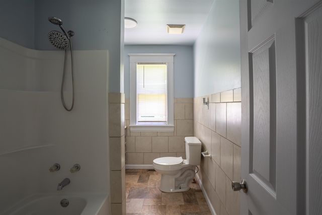 1315 Menor, Winfield, KS 67156