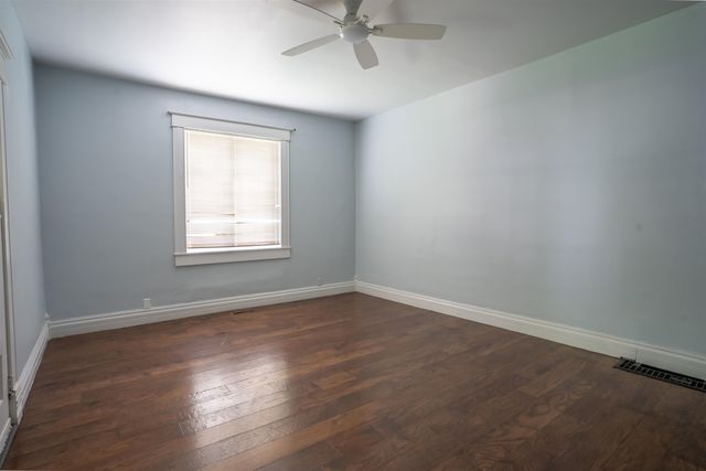 1315 Menor, Winfield, KS 67156