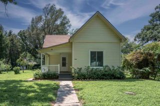 1315 Menor, Winfield, KS 67156