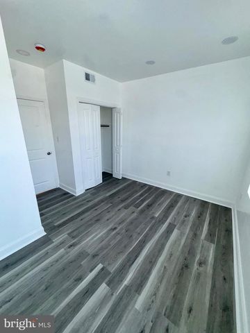 1729 N BOND ST, Baltimore, MD 21213