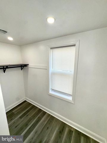 1729 N BOND ST, Baltimore, MD 21213