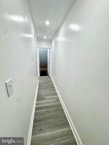 1729 N BOND ST, Baltimore, MD 21213