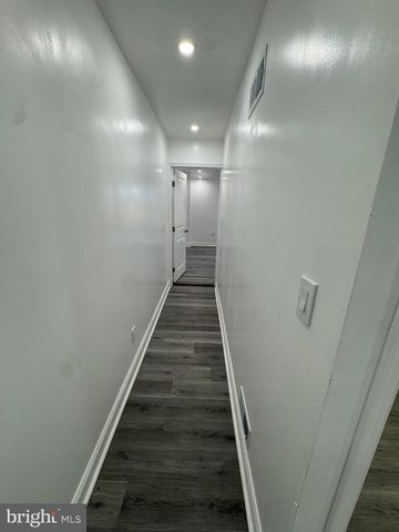 1729 N BOND ST, Baltimore, MD 21213