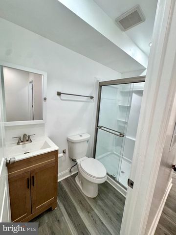 1729 N BOND ST, Baltimore, MD 21213