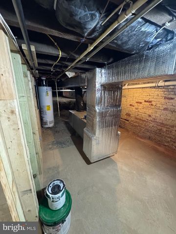 1729 N BOND ST, Baltimore, MD 21213