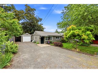 2120 Se 117TH Ave, Portland, OR 97216