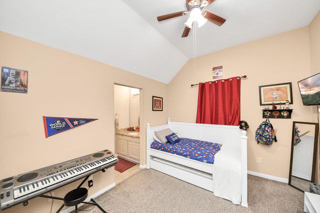 15707 Aberdeen Trails Drive, Houston, TX 77095