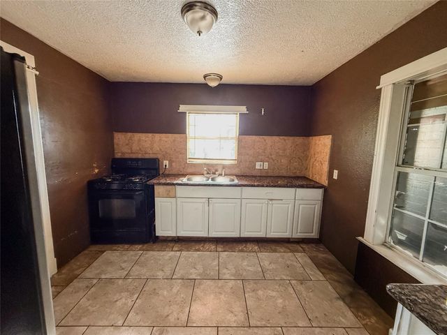 14312 Hillsboro Street, Houston, TX 77015