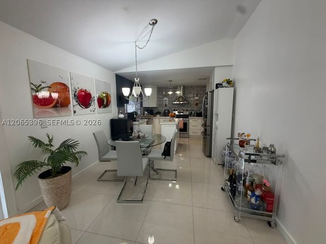 19631 NW 57th Pl, Hialeah, FL 33015
