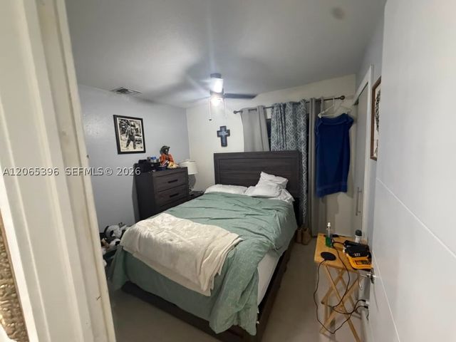 19631 NW 57th Pl, Hialeah, FL 33015