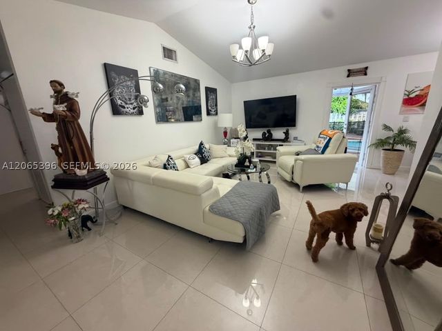19631 NW 57th Pl, Hialeah, FL 33015