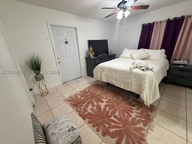 19631 NW 57th Pl, Hialeah, FL 33015