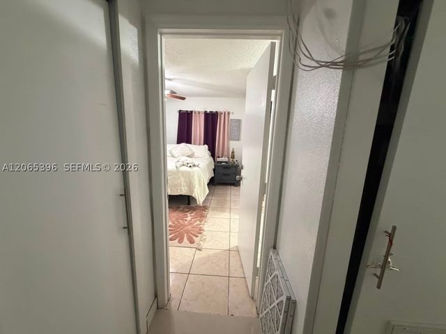 19631 NW 57th Pl, Hialeah, FL 33015
