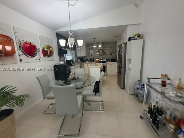 19631 NW 57th Pl, Hialeah, FL 33015