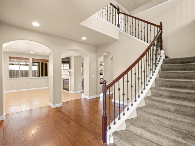 1178 Blackwood Avenue, Clovis, CA 93619