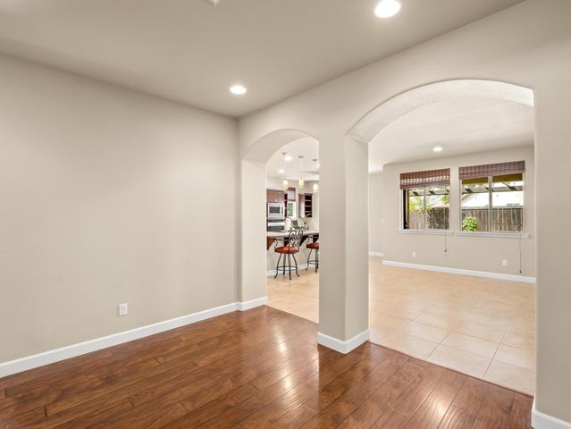 1178 Blackwood Avenue, Clovis, CA 93619