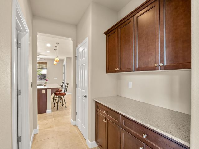 1178 Blackwood Avenue, Clovis, CA 93619