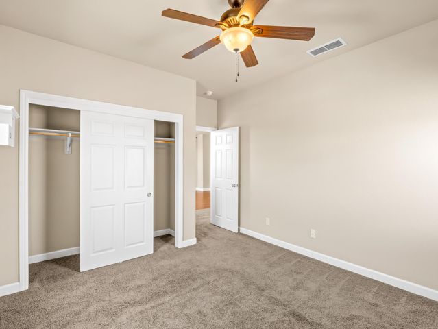 1178 Blackwood Avenue, Clovis, CA 93619