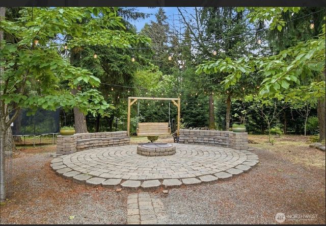 16619 41st Street E, Lake Tapps, WA 98391
