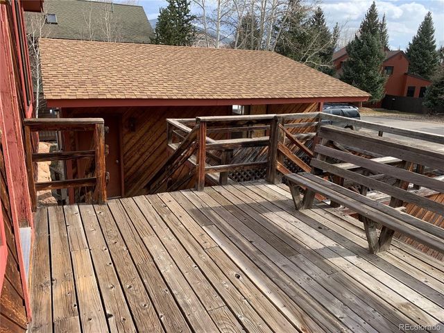 490 W Coyote Dr, Silverthorne, CO 80498