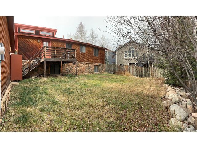 490 W Coyote Dr, Silverthorne, CO 80498