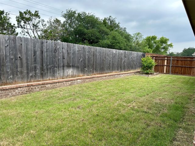 1409 Lauren Lane, Granbury, TX 76048