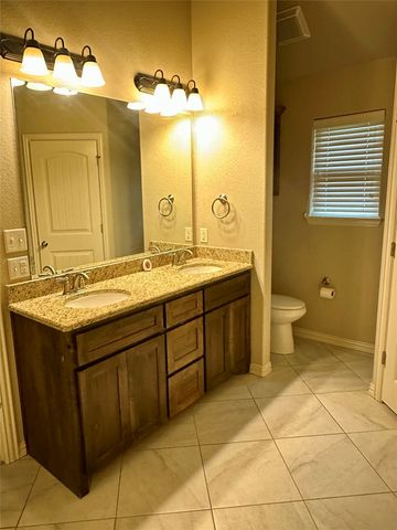 1409 Lauren Lane, Granbury, TX 76048