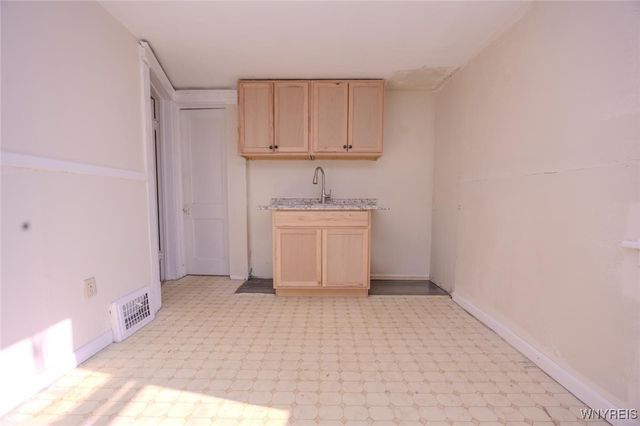 531 16th Street, Niagara Falls, NY 14301