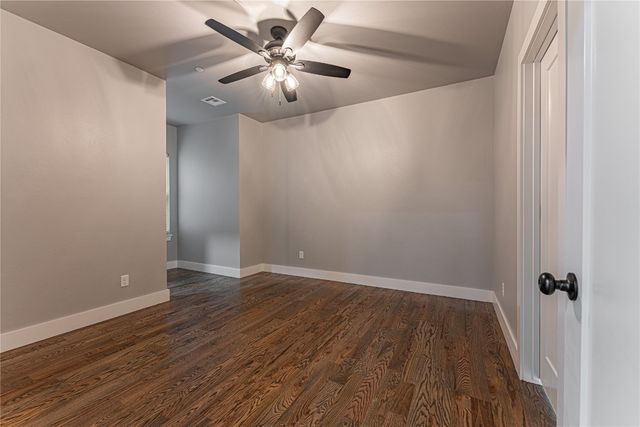 1727 Jenkins Avenue, Norman, OK 73072
