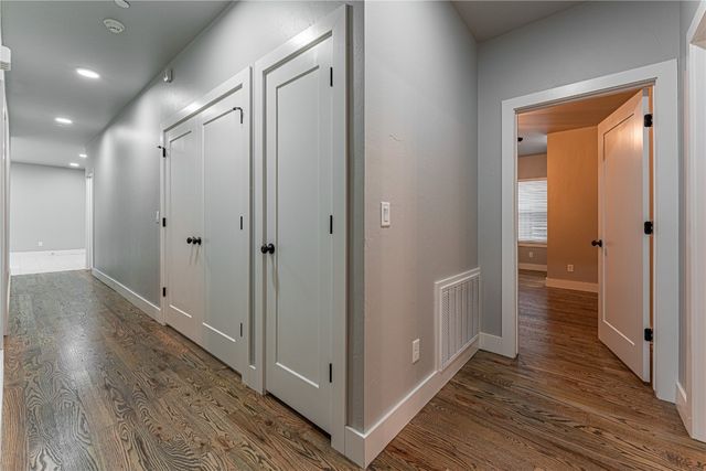 1727 Jenkins Avenue, Norman, OK 73072