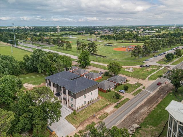 1727 Jenkins Avenue, Norman, OK 73072