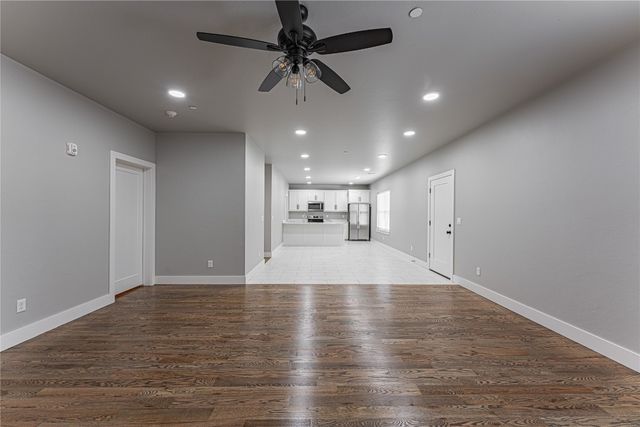1727 Jenkins Avenue, Norman, OK 73072