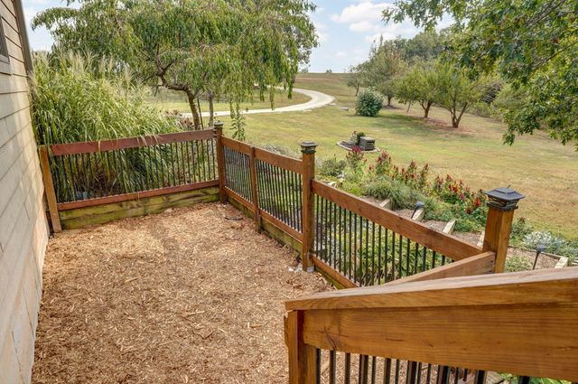 6487 N Farm Road 171, Springfield, MO 65803