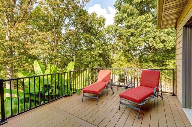 6487 N Farm Road 171, Springfield, MO 65803