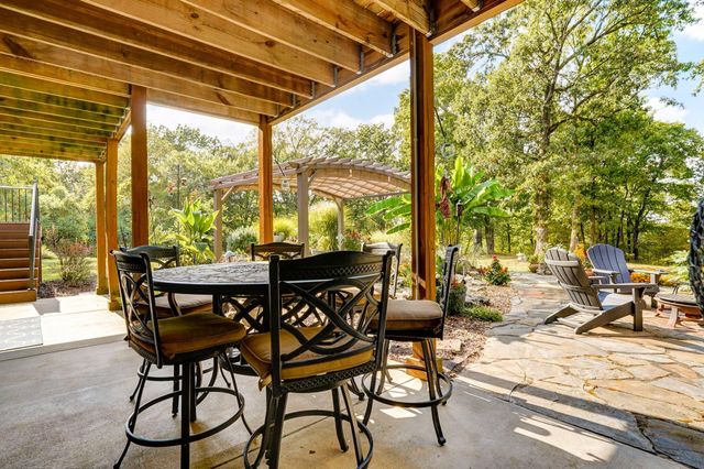 6487 N Farm Road 171, Springfield, MO 65803