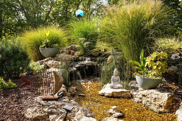 6487 N Farm Road 171, Springfield, MO 65803