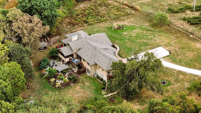 6487 N Farm Road 171, Springfield, MO 65803