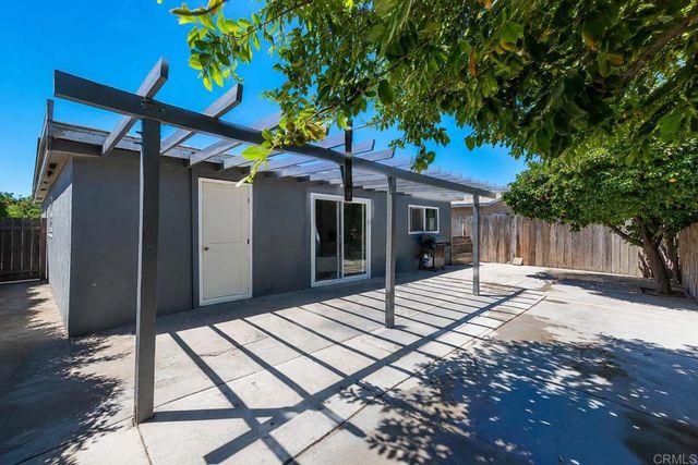 4658 Calle Del Palo, Oceanside, CA 92057
