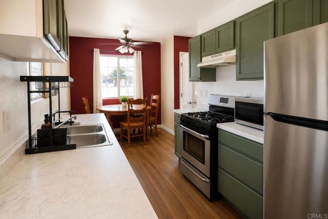 4658 Calle Del Palo, Oceanside, CA 92057