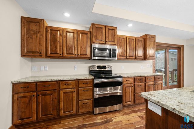 720 S Little Brook Ln Lane, Sioux Falls, SD 57106