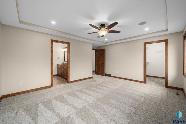 720 S Little Brook Ln Lane, Sioux Falls, SD 57106