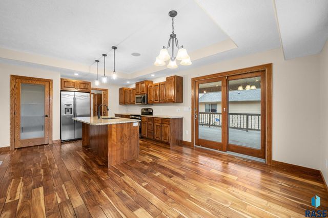 720 S Little Brook Ln Lane, Sioux Falls, SD 57106