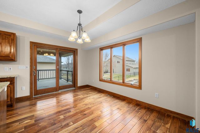 720 S Little Brook Ln Lane, Sioux Falls, SD 57106