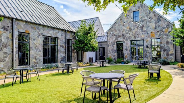 8933 Frostweed Road, Frisco, TX 75035