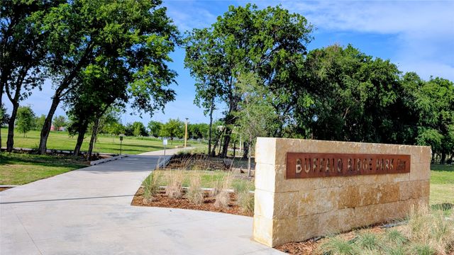 8933 Frostweed Road, Frisco, TX 75035