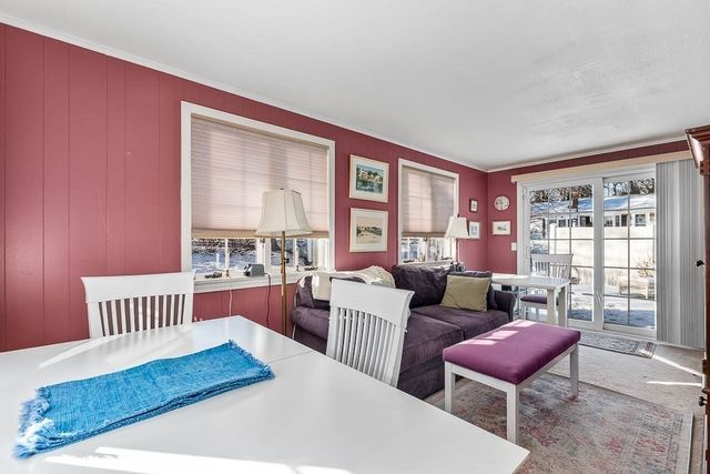 21 Spinning Brook Rd, Yarmouth, MA 02664