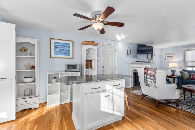 21 Spinning Brook Rd, Yarmouth, MA 02664