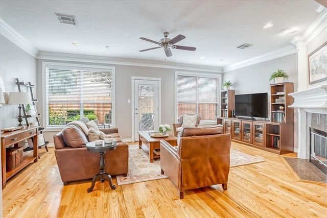 1735 Michigan Street, Houston, TX 77006