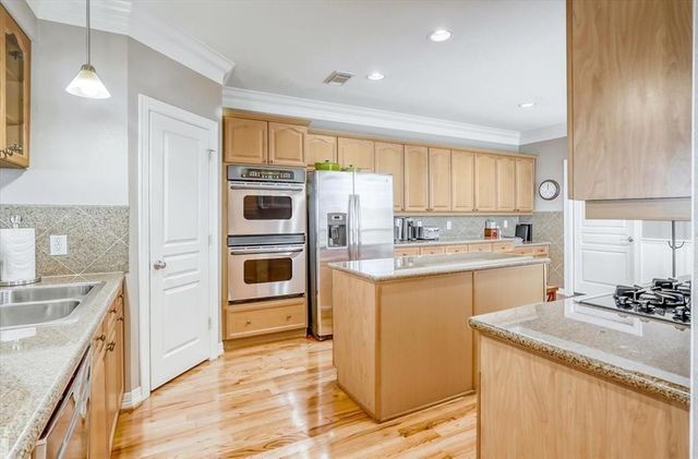 1735 Michigan Street, Houston, TX 77006